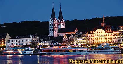 Rheinschifffahrt zum Feuerwerk Weinfest Boppard Rhein September Oktober 2021 2022